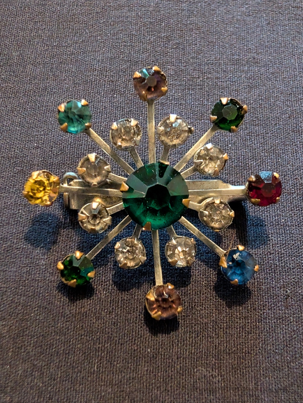 Source Unknown Multicolor Starburst Brooch with Green Center